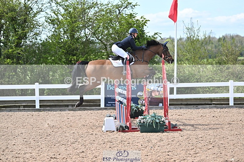 240418A-134954-03608 - Cls 13, 1 Star Bronze Tour 1.10m