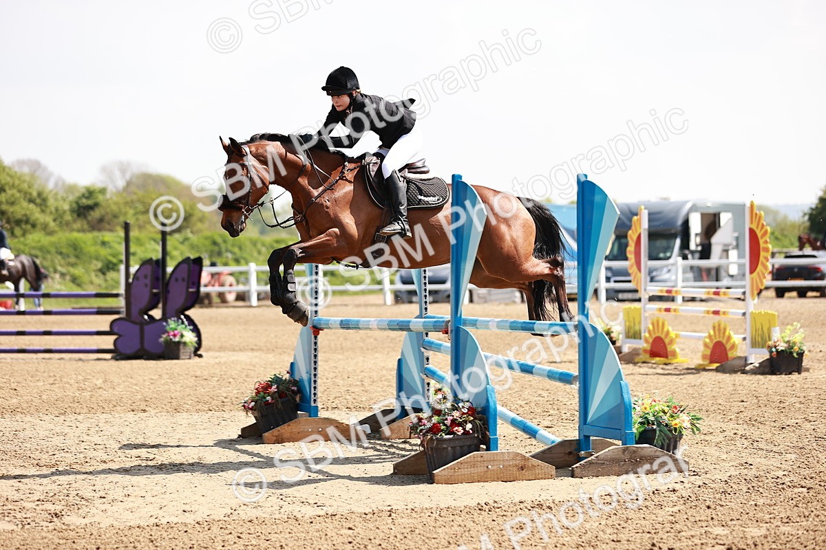  - Class 23 - Senior 1.05m