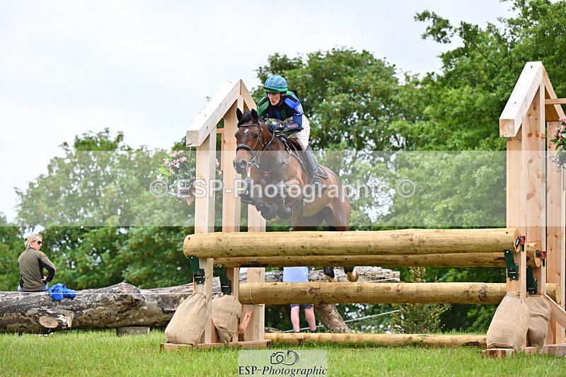 250524A-143619-13869 - C-209-Sarah.Gairdner-WESTPOINT.QUICK.LETS.PARTY