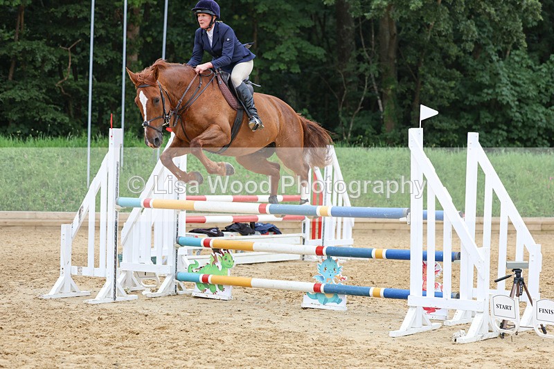 3E7A6294 - Class 8: Senior Newcomers/1.10m open