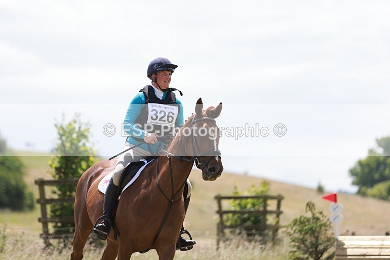 240630X-130851-7000 - 326-Sarah_Holmes-PJV_GOLDEN_AGATHA