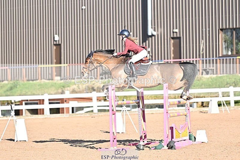 241120X-132224-00516 - Cls 05A&B Snr Fox & 120 Open