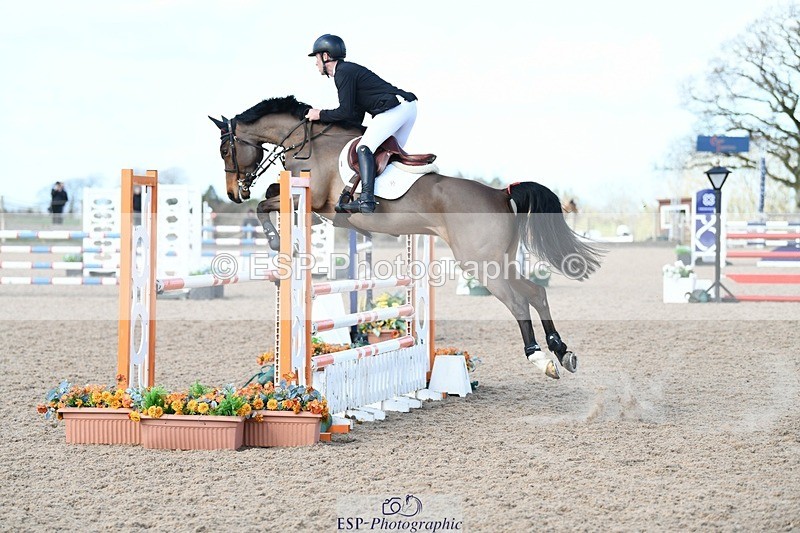 250328-114019-00840 - Cls 2 Snr Newcomers