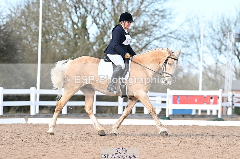 240324A-133914-03452 - Novice 28, 13.00 to 14.00