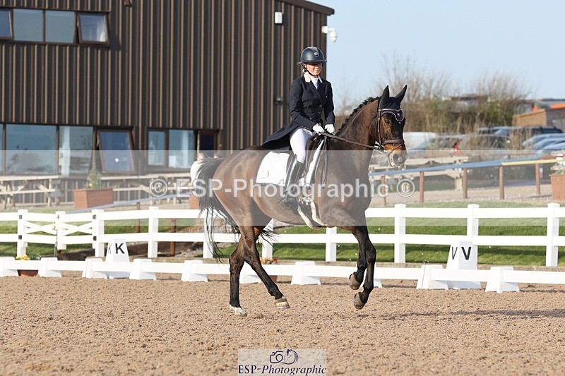 250404-180118-08187 - 130-Teghan.Cantrell-Woodlander.Donna.Summer