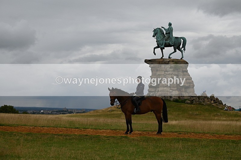 DSC_5464 - Time at Statue 11:46 to 12:16
