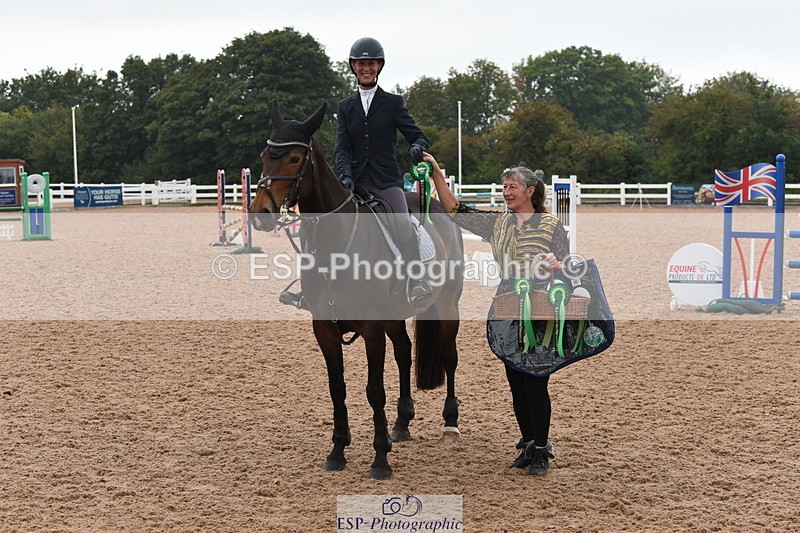 230902A-114222-00637 - Cls 8 1.05m Amateur Quali