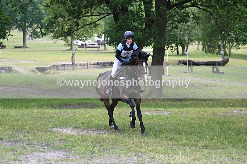 WJ7_8911 - Time 10:45 to 11:03