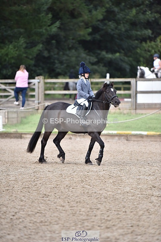 240802-095338-00682 - 70cm Round 1