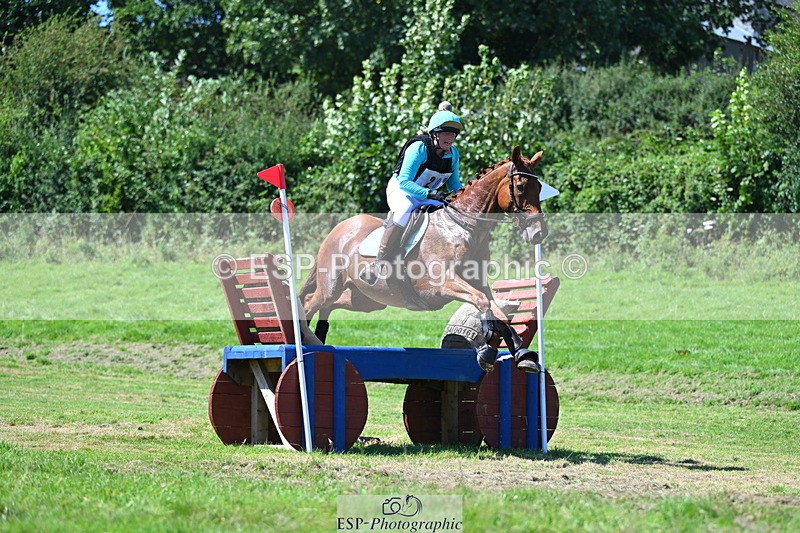 240811A-142806-04870 - 208-