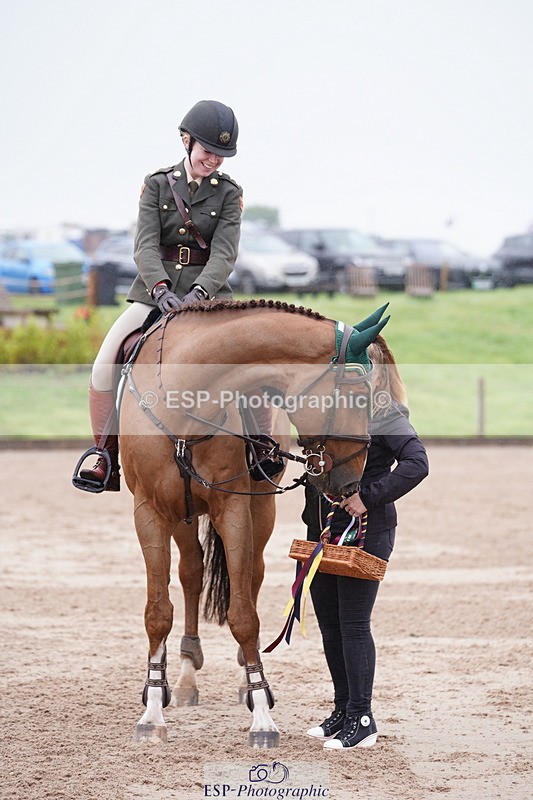 240720A-114344-14416 - Cls 3, 3 Star Small Tour 1.40m