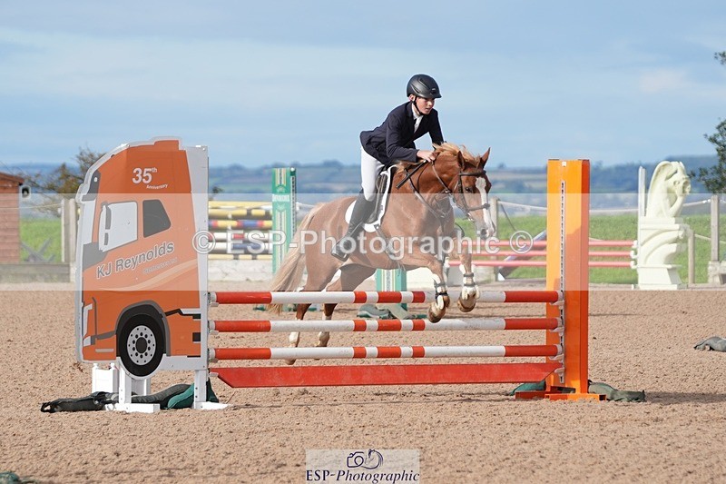 250921-095949-02075 - Cls 4 Pony British Novice and 80cm