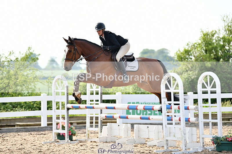 240511A-173019-15653 - Cls 26 Discovery and 1m Open