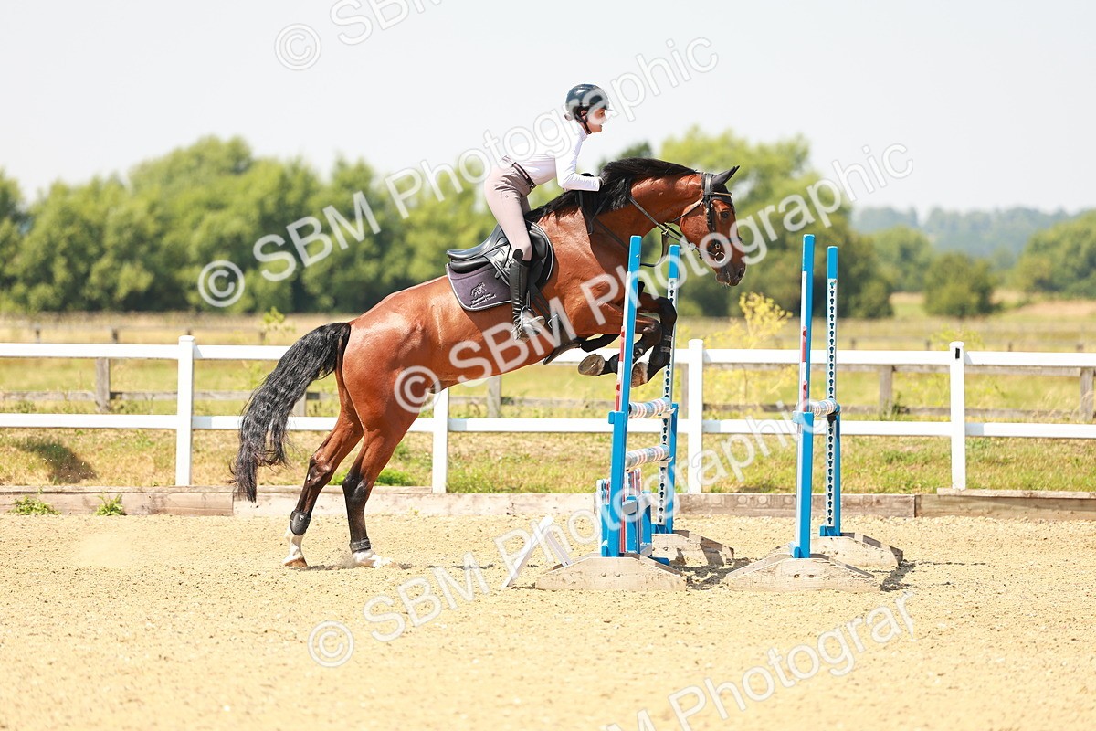 SBM_001560 - Class 4 - Senior Newcomers - 1.10m