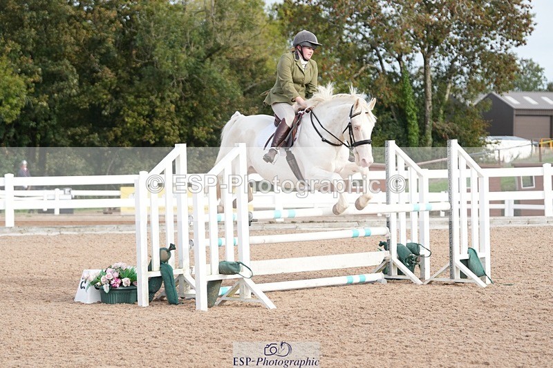 251005-101636-02498 - Cls 22 British Novice and 90cm