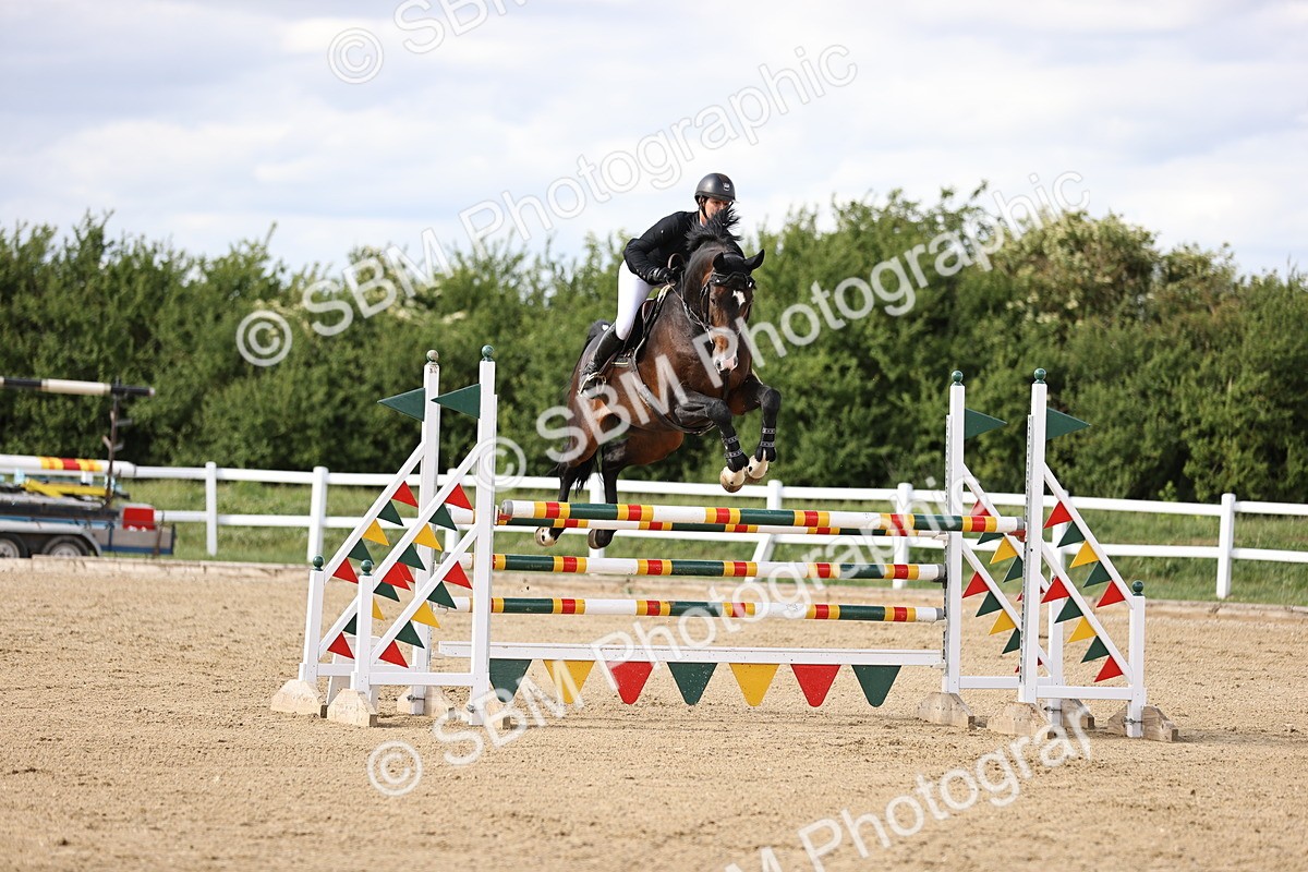 SBM_003671 - Class 13 - Senior Foxhunter - 1.20m