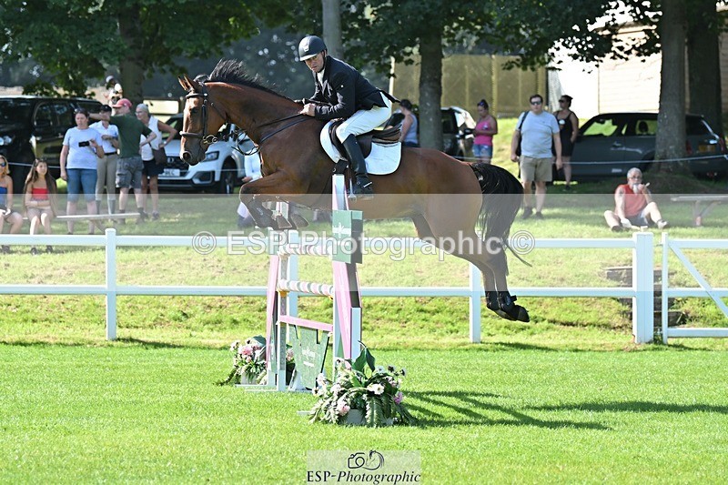 230909-111755-05135 - Cls 11 Snr Foxhunter & 1.20m Open