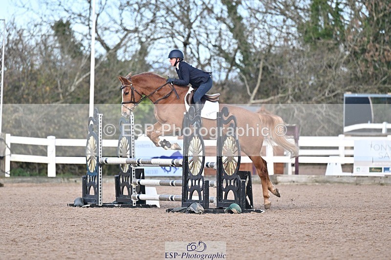 251126-100028-00095 - Cls 0 + 1, Clear Round, British Novice and 90cm