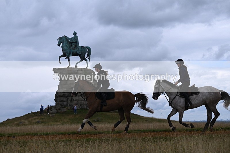 DSC_7423 - Time at Statue 13:16 to 13:52