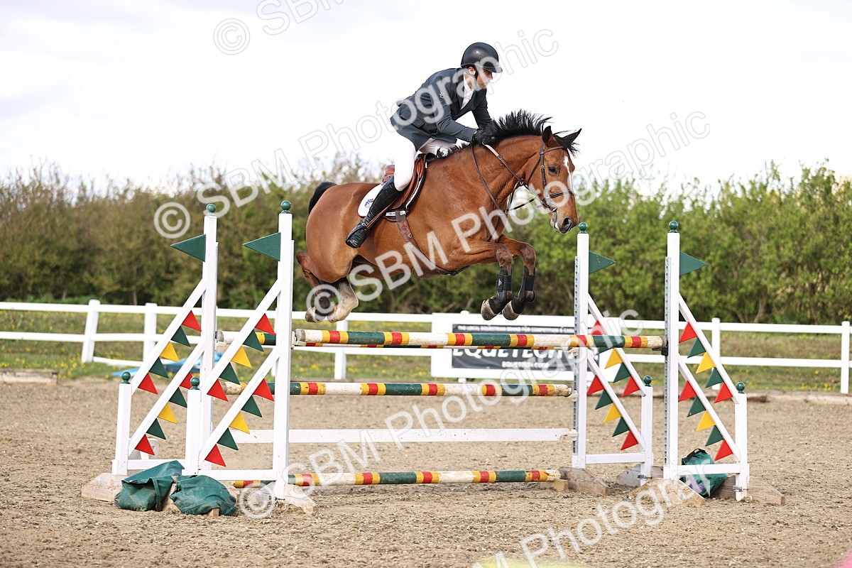 SBM_004830 - Class 19 - Senior Foxhunter - 1.20m