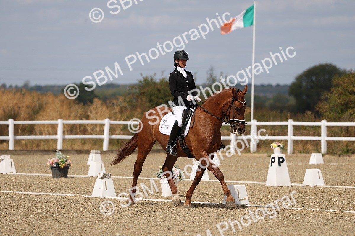 SBM_021828 - Class 22 - M5 Silver13.03.14.07