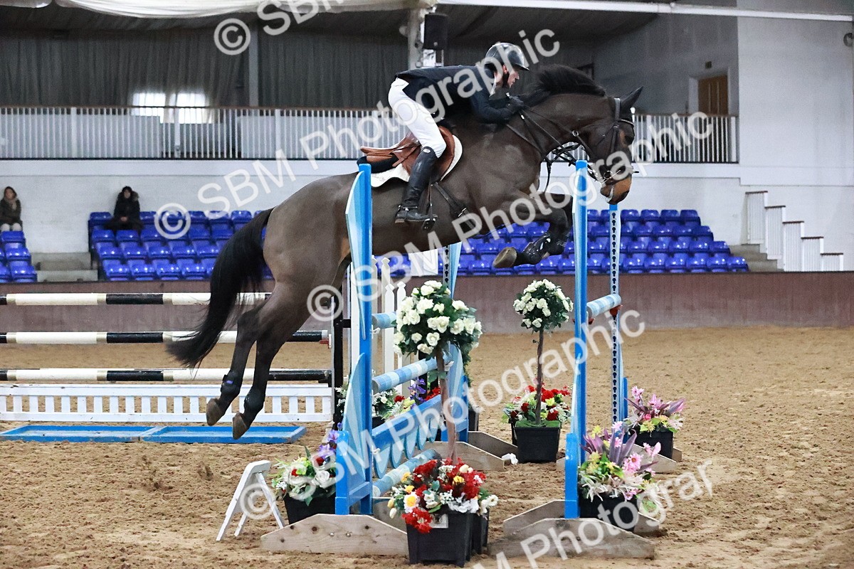 SBM_001600 - Class 5 - Senior Foxhunter 1.20m