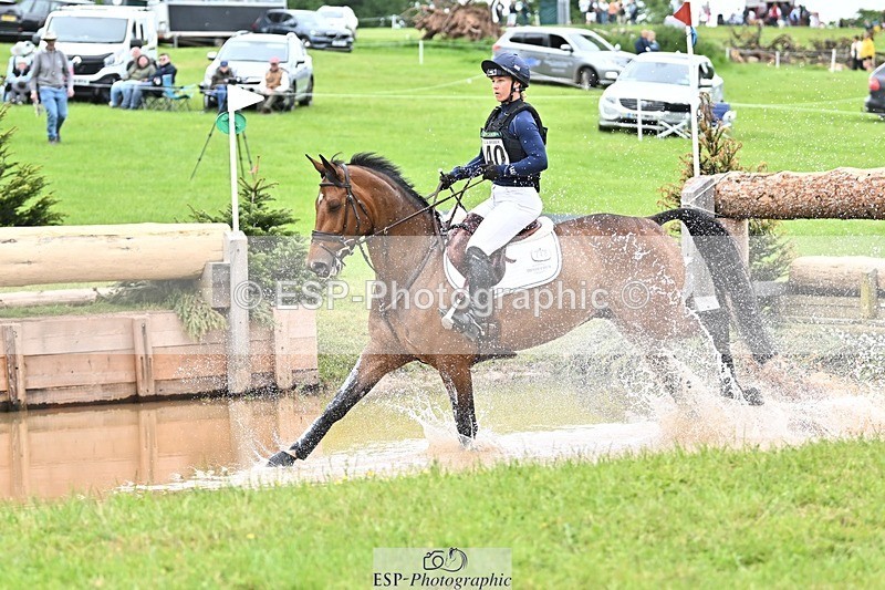 240525-160648-17446 - 240-KINDA_CORVETTE-Dani_Evans