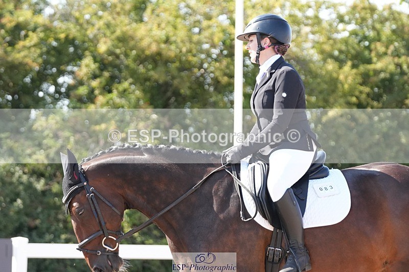 250817-154926-11599 - 083-Emily.JarvisCriafol.Two.Tone.Tequila