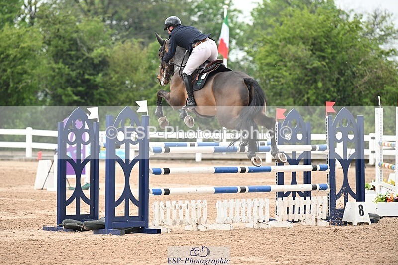 250424-122148-04279 - Cls 21 - 1 Star Gold Tour