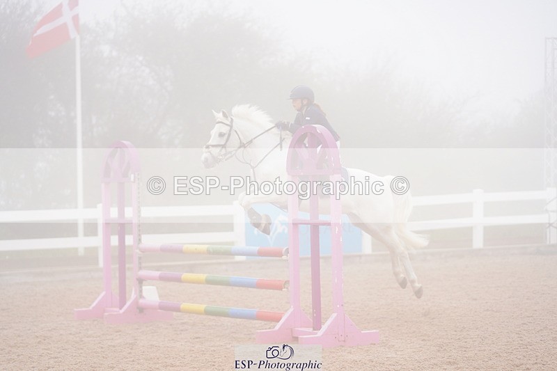 240506A-090044-07888 - Cls 11 Stepping Stones 128cm & 138cm