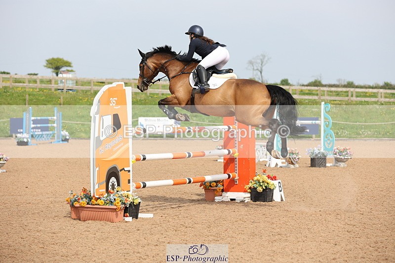 240511A-154828-14817 - Cls 36 National 1.30m Open