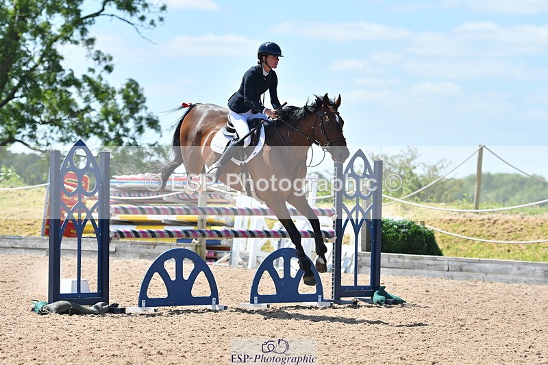 240609A-125208-05398 - Cls 18 Snr Newcomers and 1.10m Open