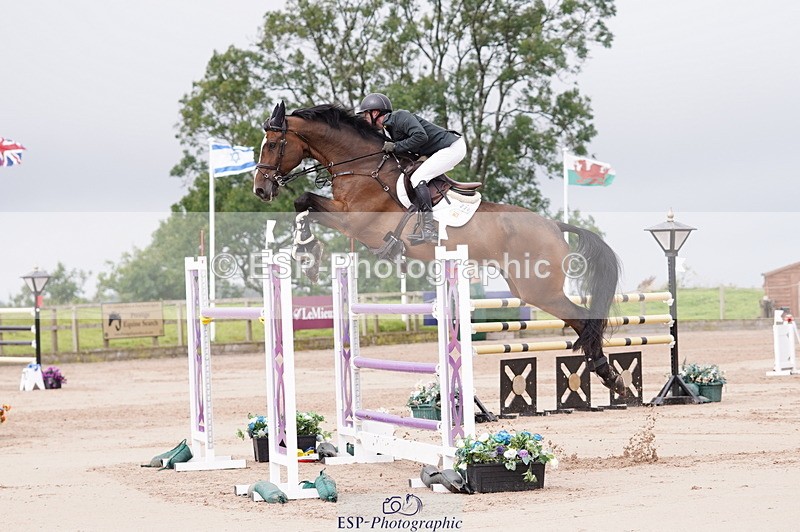 240720A-092702-13801 - Cls 3, 3 Star Small Tour 1.40m