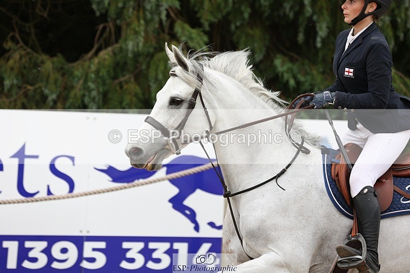 230618-101520-10038 - Cls 19 Pony Intro 1m