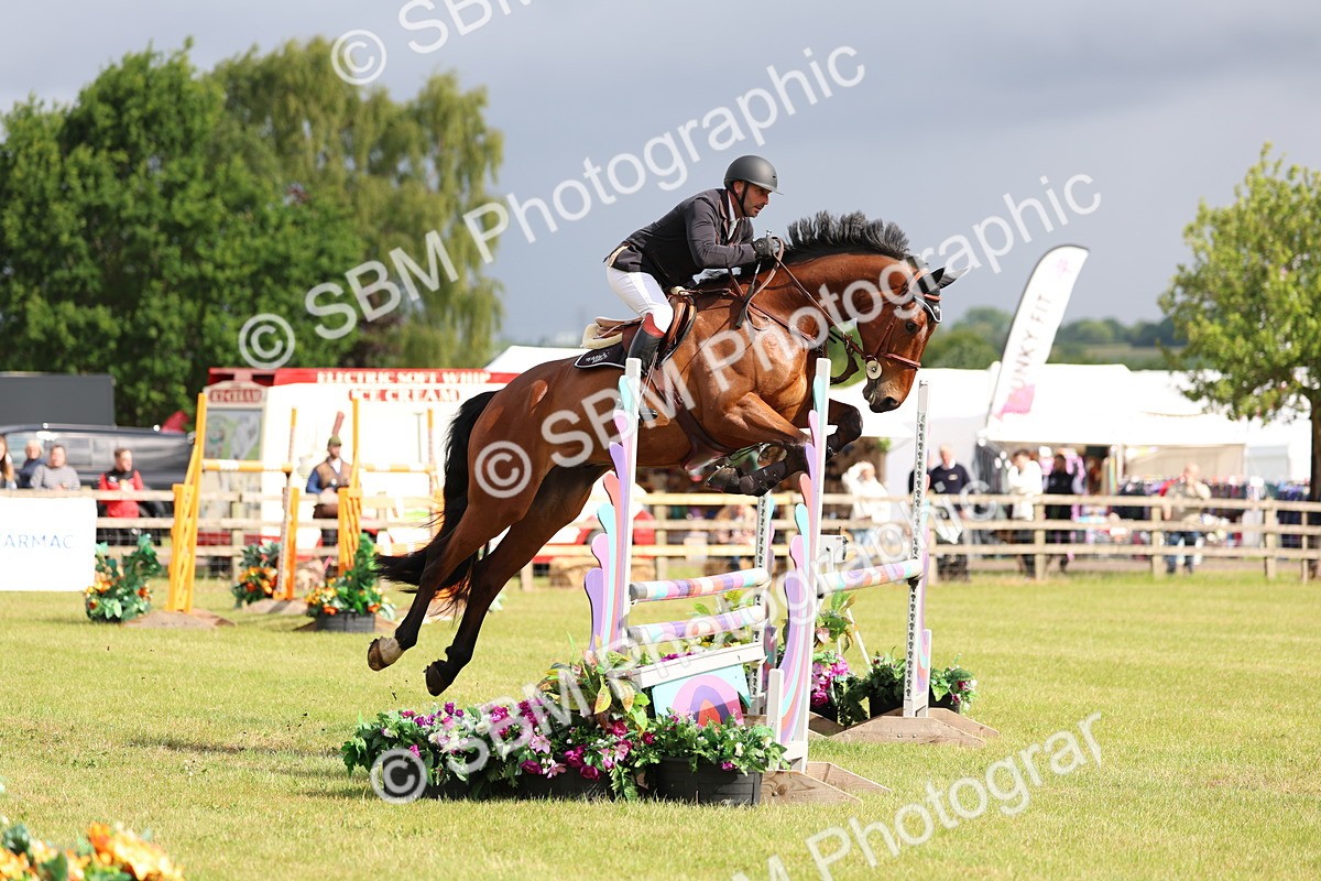 SBM_11884 - Class 205 - Tarmac Senior 1m Open