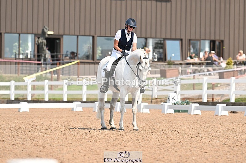 250816-124529-04557 - 061-Lyn.MillerRunnymead.Diamond