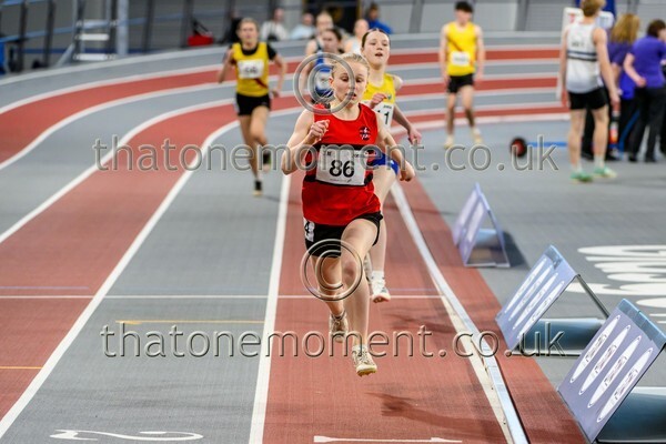 CEREL-925838 - Track Female Set Two