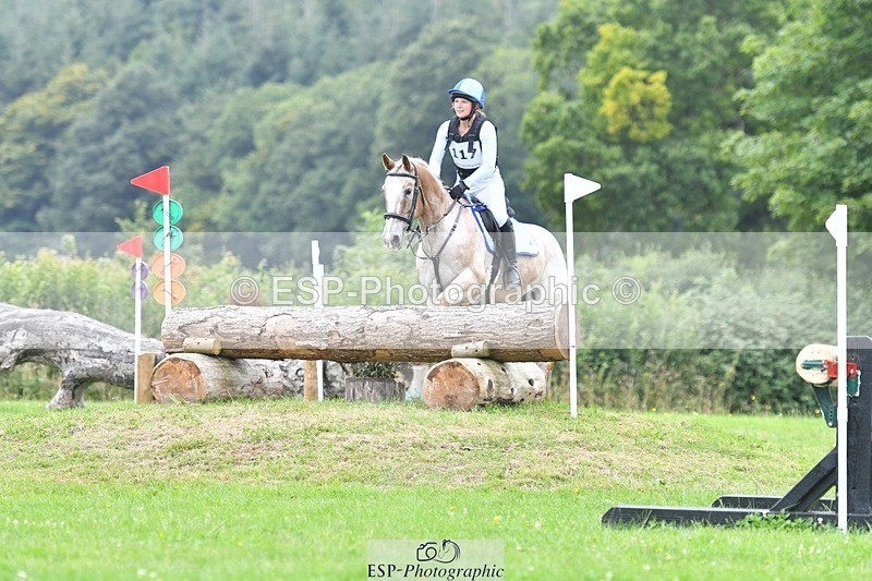 240803-122512-03566 - 117-Anna_King-FINTRA_JACK