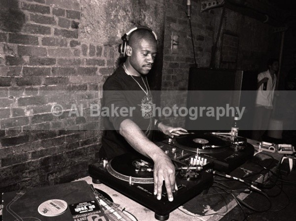 30 cut_master_swift - Rodney P & Skitz @ sankeys  28.11.02
