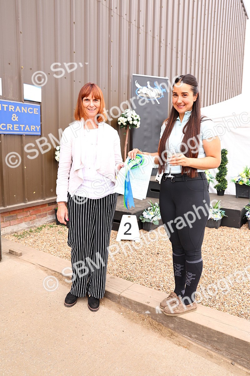 SBM_001886 - Presentations - cart