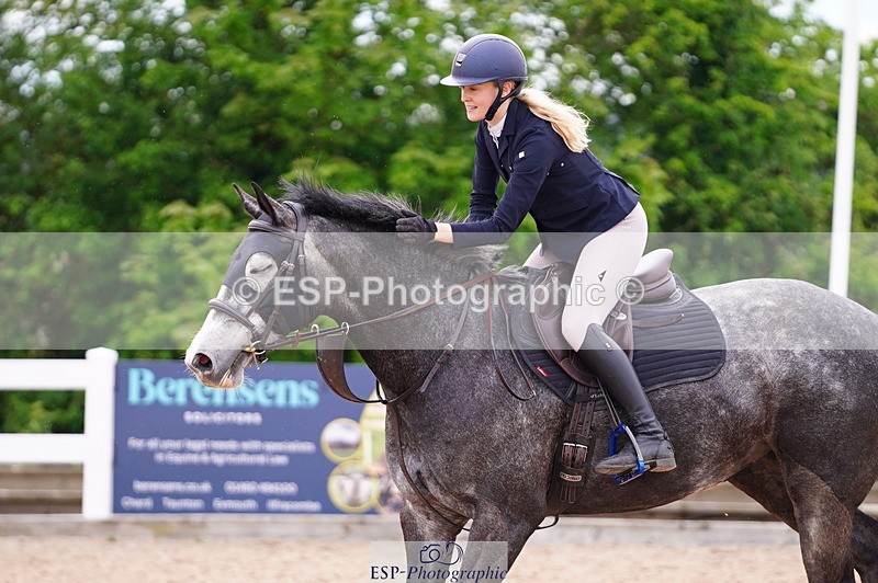 240506A-154730-09973 - Cls 21 Club 80cm