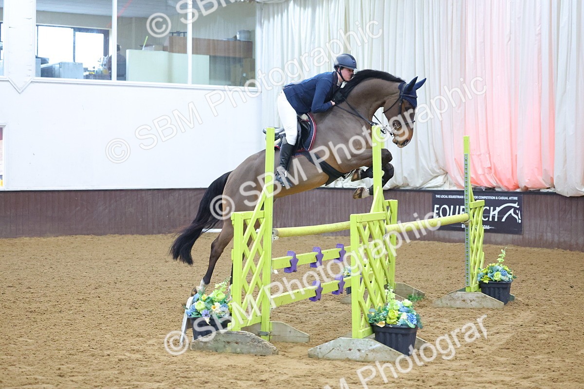 SBM_008763 - Class 22  - Senior Newcomers/ 1.10m Open - First Round (1.10m)