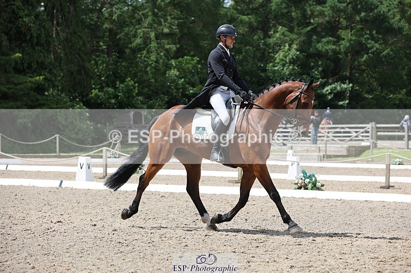 240523-115302-03626 - 241-CLASS_ROMANCE-Jack_Pinkney