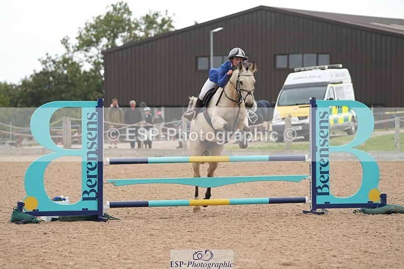 250920-111141-00718 - Cls 8 Pony Discovery