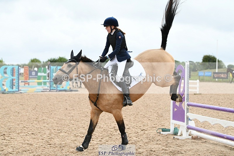 250807-131700-01058 - 80cm Round 2