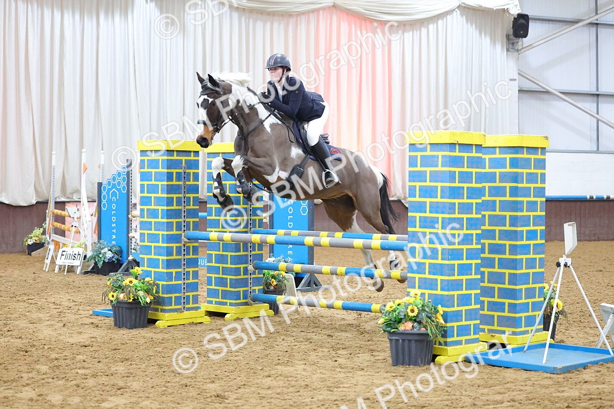 SBM_008445 - Class 21 - Nupafeed Supplements Senior Discovery/ 1m Open - First Round (1.00m)