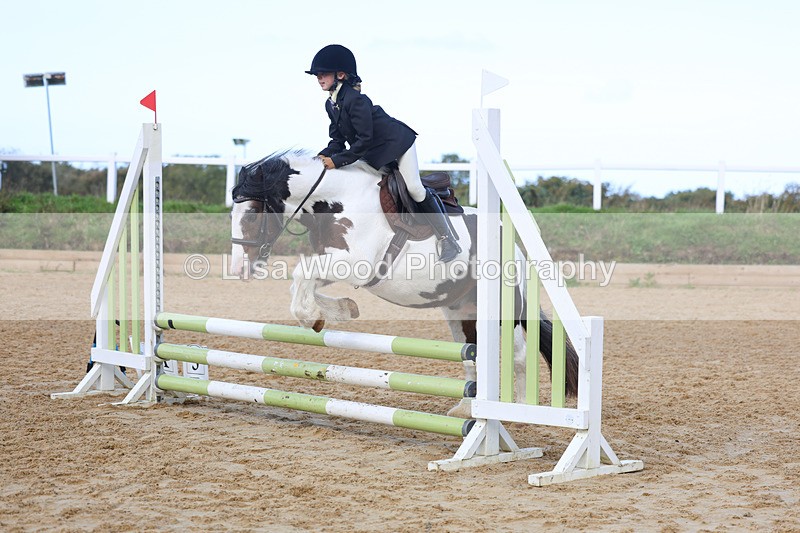 3E7A3050 - Class 4: 60cm Junior