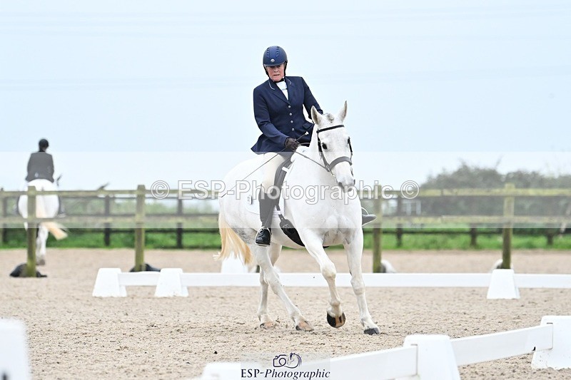 241103-152710-03124 - Novice 1 - 14.44 to 16.08