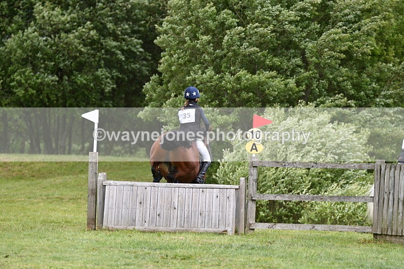 WJ5_3427 - Class 5 80cm Pairs