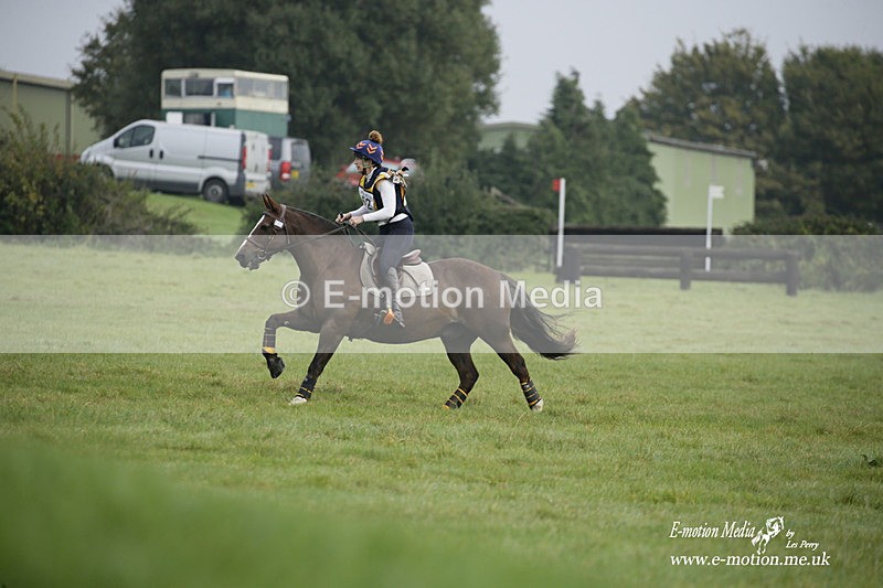  WWHT 171021 0690 - Open Novice (0.80m)  17/10/21